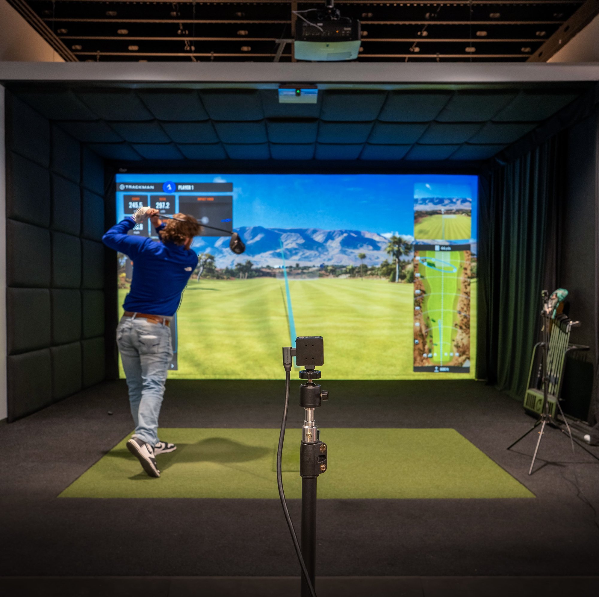 Best Golf Simulators: Ultimate Buyer's Guide for 2025 - Carl's Place