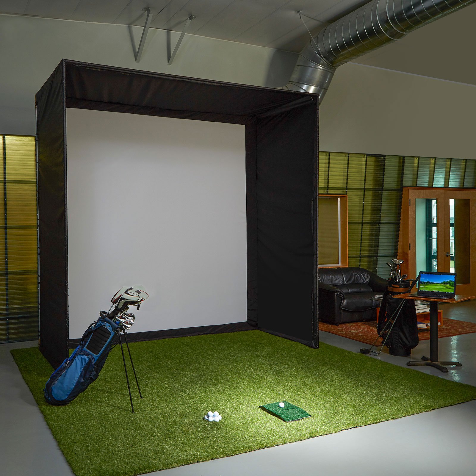 2-carls-5d-golf-simulator-enclosure-2