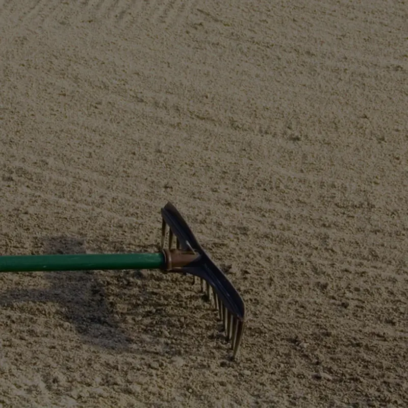 sand-rake-in-bunker